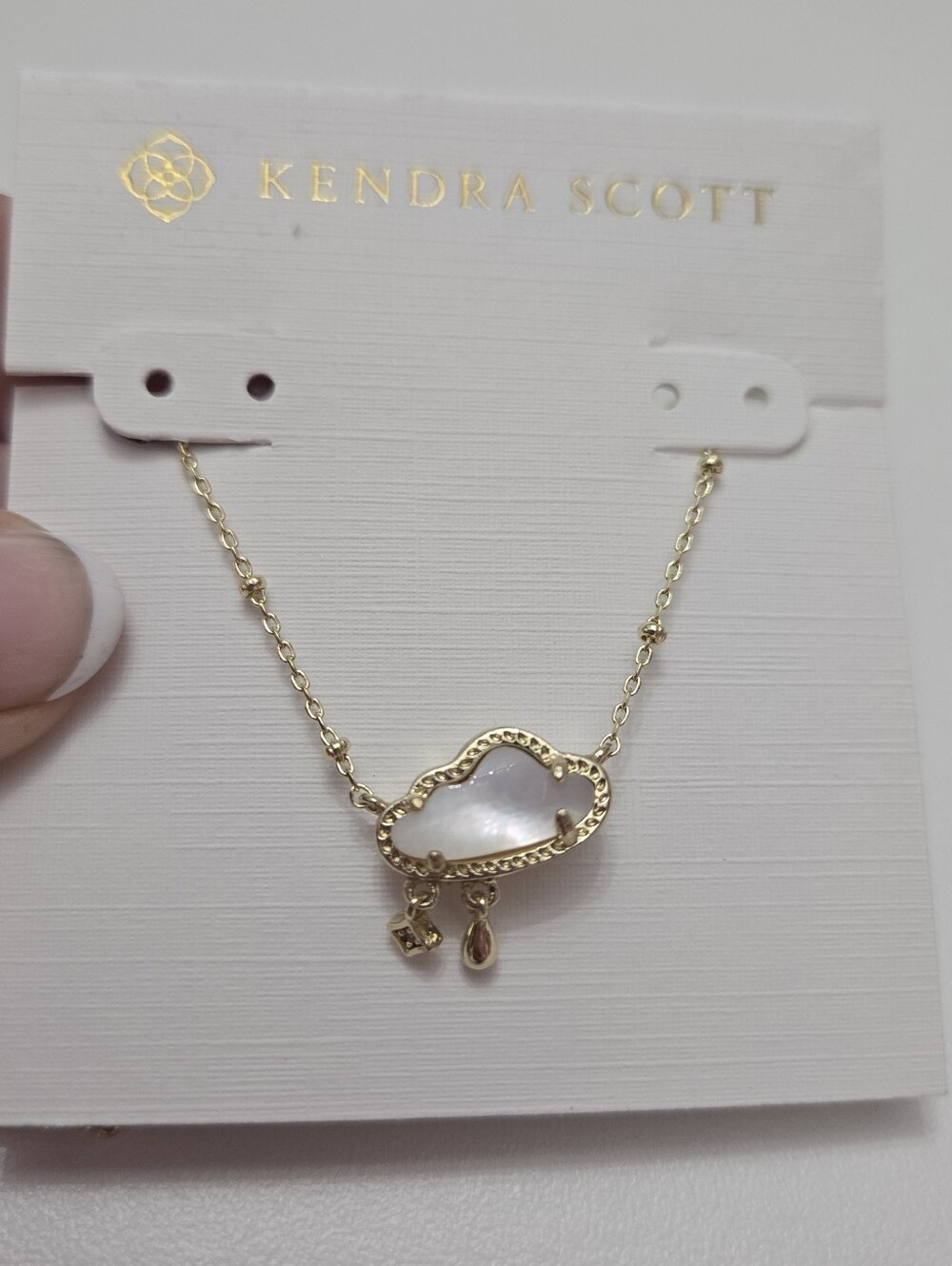Kendra Scott Celeste Cloud Gold Short Pendant Necklace